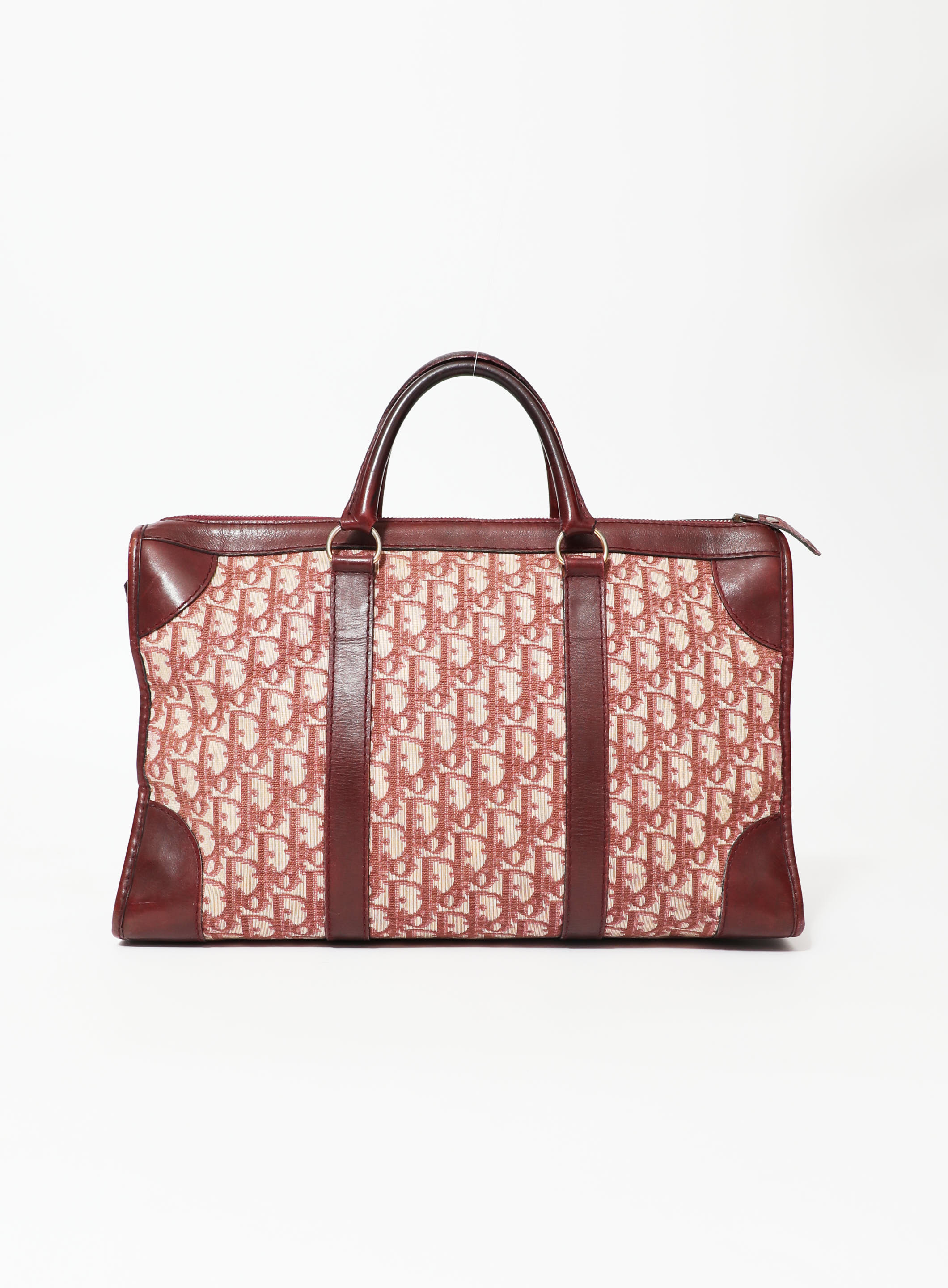 So, Where Can You Buy Vintage Gucci, Dior and Prada Bags?  Handbag  essentials, Vintage designer handbags, Louis vuitton