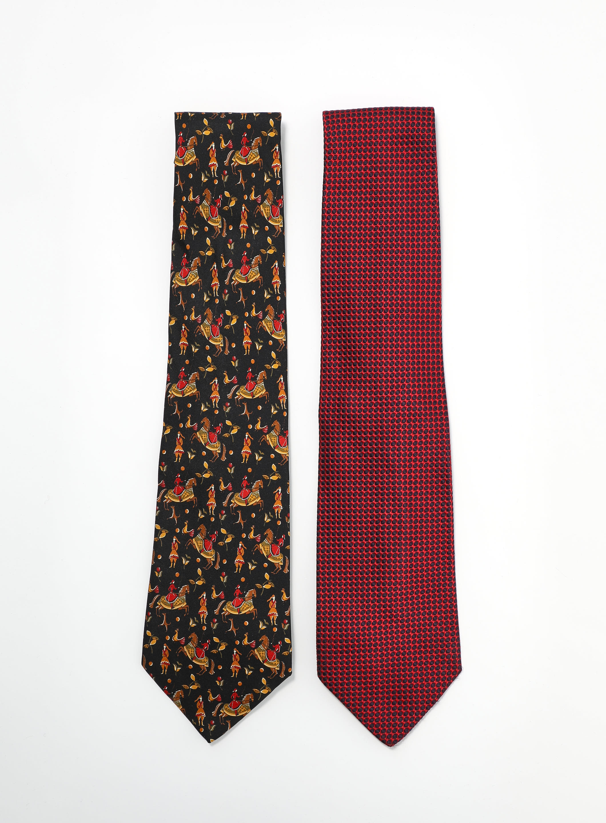 New store authentic Salvatore Ferragamo silk tie