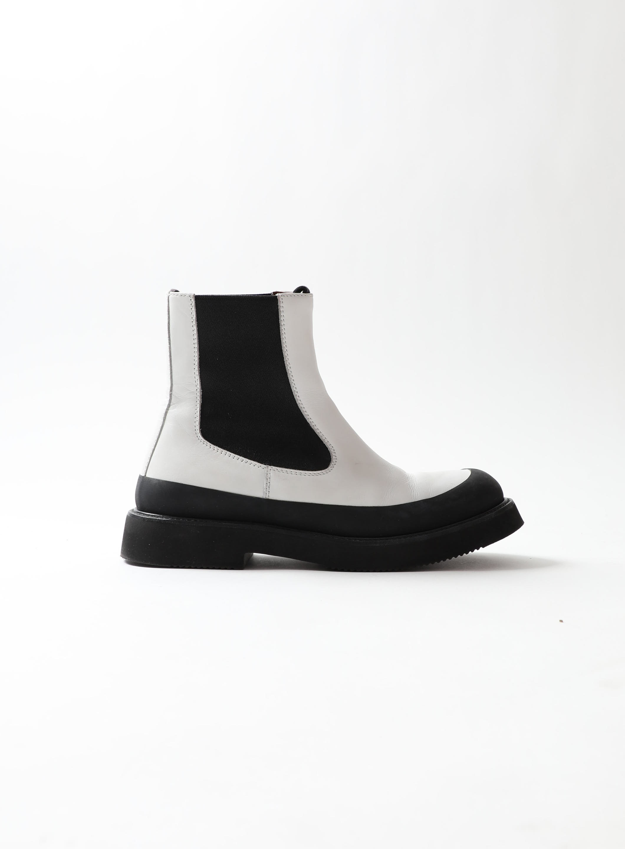 Louis Vuitton Parisienne Ankle Boot BLACK. Size 38.0